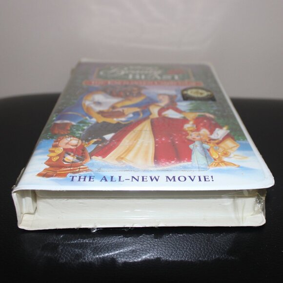 3/$55❤️Walt Disney's Beauty and the Beast The Enchanted Christmas clamshell VHS - Picture 7 of 9